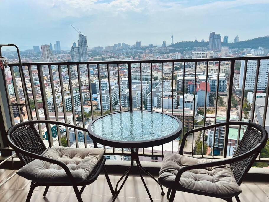 The Base Central Pattaya 2Bed King&Queen Sky Seaview & Infinity Pool מראה חיצוני תמונה