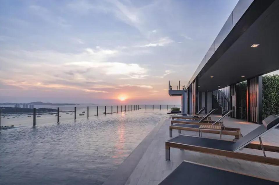 The Base Central Pattaya 2Bed King&Queen Sky Seaview & Infinity Pool מראה חיצוני תמונה
